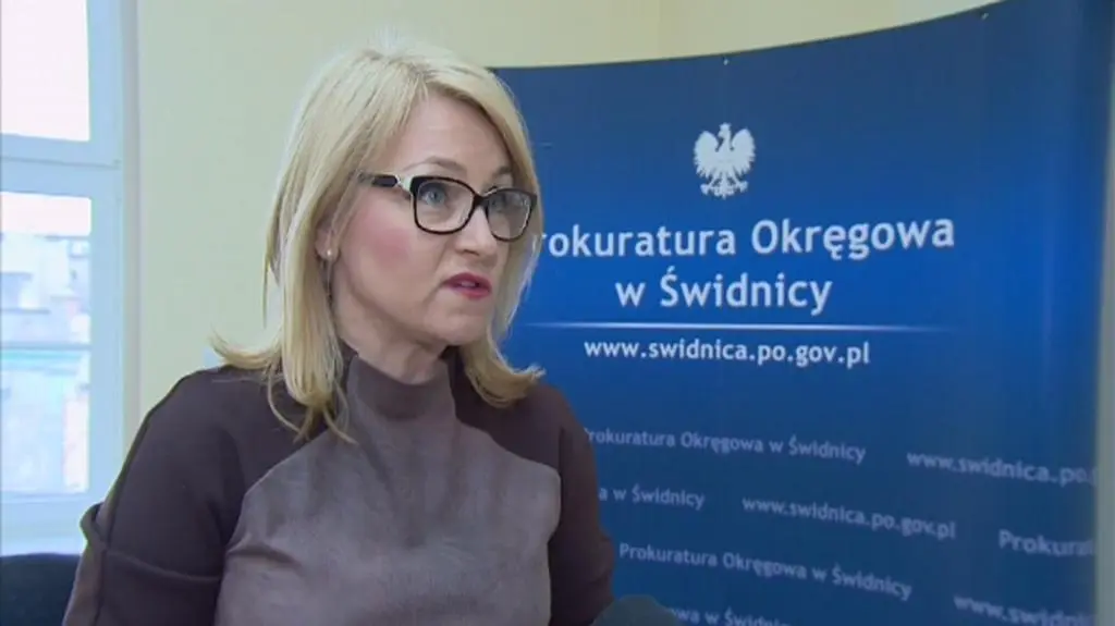 Prokuratura i sąd o podejrzanym o podpalenie i zlecenie pobicia