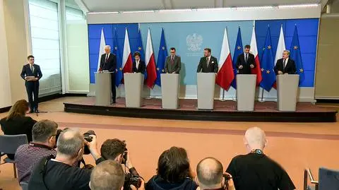 Premier o zamknięciu szkół