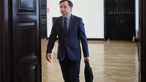 Pytania o odpowiedzialność ministra Ziobry