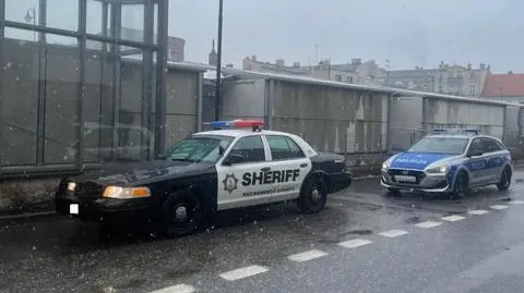Policjanci z Gniezna zatrzymali… "amerykański radiowóz"