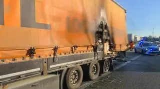 Pożar naczepy na S8 w pobliżu Rawy Mazowieckiej