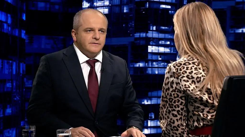 Opis Ameryki gdzie jest ona wykorzystywana i sama nic z tego nie ma jest daleki od prawdy