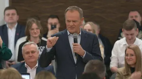 "Tak bardzo kocham wnuczki, że to jest jest wystarczający powód, by być tu, wygrać wybory, pogonić Czarnka"