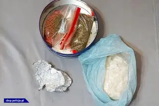 Przy zatrzymanych znaleziono narkotyki 