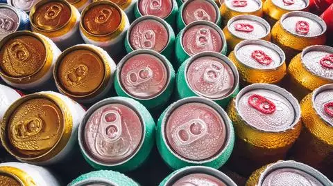 Wszedł do sklepu, wyciągnął nóż i zażądał czteropaku piwa. 19-latek trafił do aresztu