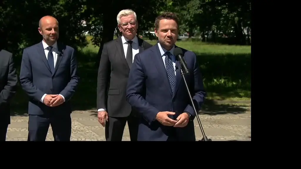 TRZASKOWSKI