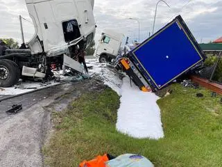 Krajowa "pięćdziesiątka" zablokowana po kolizji