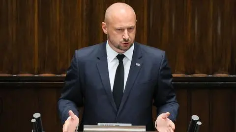 Sejm uczcił pamięć zmarłego żołnierza. Wrócił prezydencki projekt ustawy o użyciu broni