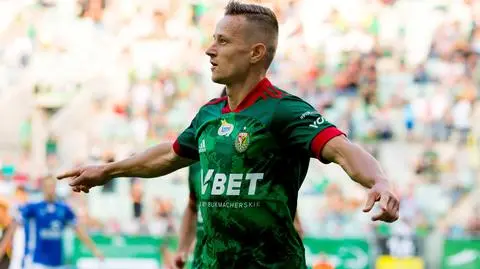 Niepokonany Śląsk goni lidera ekstraklasy