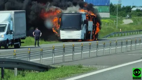 Pożar autokaru na A4
