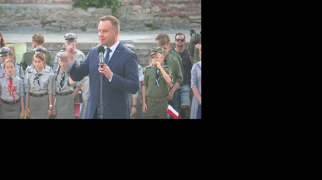 Duda: wraca normalność