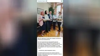 Aleksandr Gordiejew w otoczeniu koleżanek z pracy 