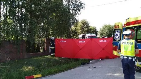 Dwie osoby nie żyją po zderzeniu autobusu z samochodem osobowym