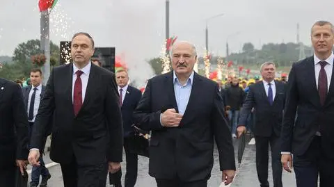 Łukaszenka: Rosja dostarczy nam ogromną ilość uzbrojenia. "Nie powiem, co konkretnie" 
