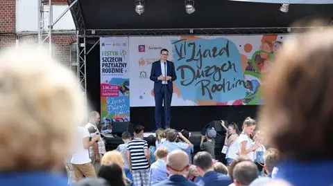 Premier: rozwój polskiej rodziny jest dla nas najważniejszy