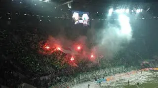 Race i petardy na meczu Śląska Wrocław z Legią Warszawa