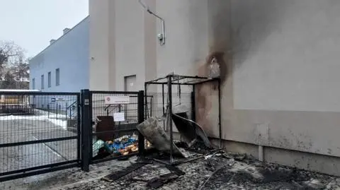 Pożar lodówki społecznej przy siedzibie Caritasu Archidiecezji Łódzkiej