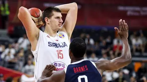 Najlepszy koszykarz NBA na drodze Polaków
