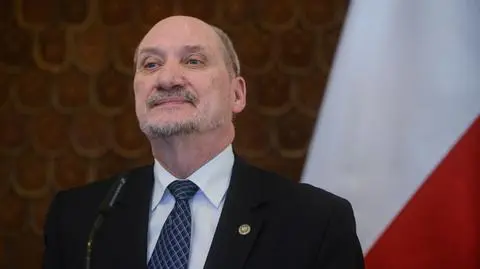 "Głupoty opowiada Macierewicz. Czasem trzeba się z Rosjanami zgodzić"