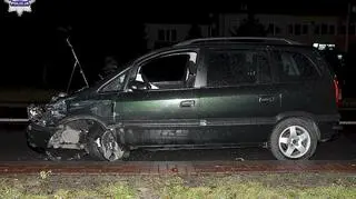 Kobieta przyznała, że uderzyła w busa, kiedy szukała telefonu