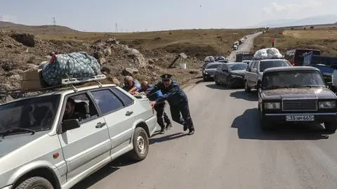 Trwa exodus z Górskiego Karabachu, Armenia składa skargę