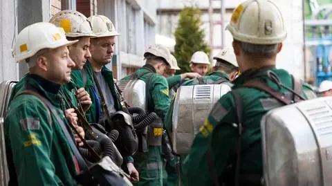 Rescuers reach alive miner trapped down the shaft at Zofiówka mine
