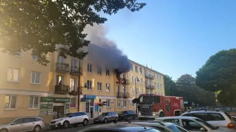 Wybuch w mieszkaniu, trzy osoby poszkodowane