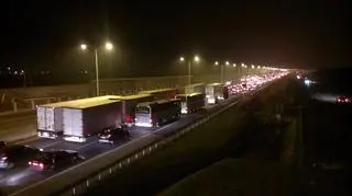 Autostradowa Obwodnica Wrocławia jest zakorkowana