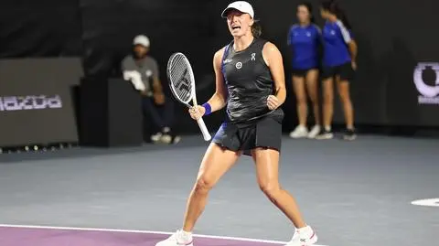 Świątek eyes top WTA spot after defeating current ranking leader Sabalenka