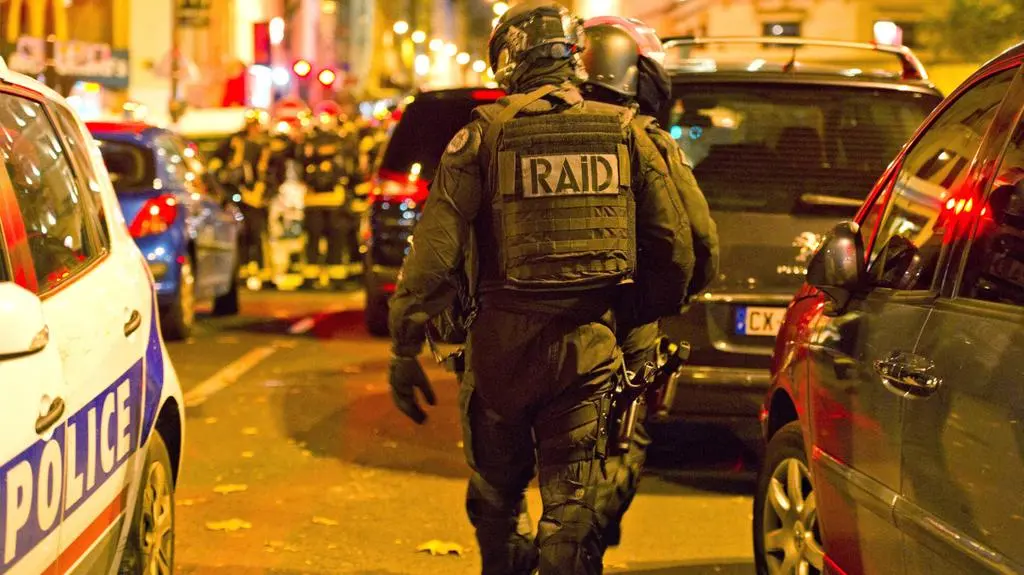 Paszport znaleziony przy zamachowcu należał do uchodźcy