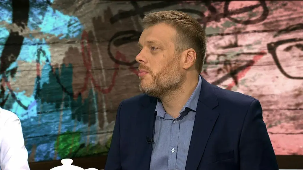 Zandberg: gdyby marszałek Kuchciński miał odrobinę honoru to już powinien tę dymisję złożyć