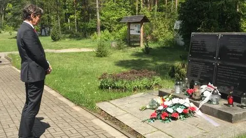 Ambasador Niemiec w Polsce Arndt Freytag von Loringhoven w piątek złożył wizytę w Palmirach