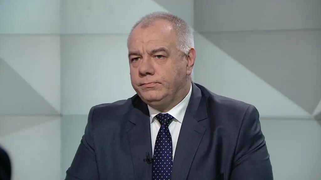 Nie może być tak że osoby skazane prawomocnymi wyrokami pracują w administracji