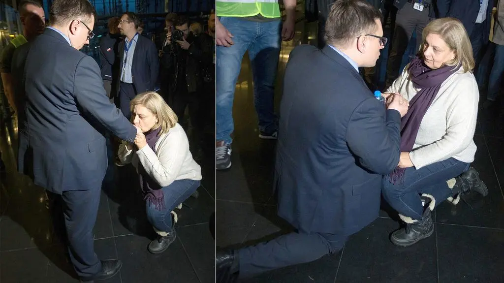 Emocje w LOT. Prezes i przedstawicielka związkowców padli na kolana