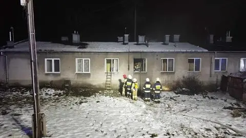 Z płonącego budynku dobiegło wołanie o pomoc