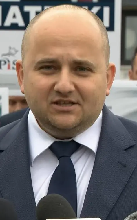 Dariusz Matecki. Kim jest człowiek, który planował odkażać ulice po ideologii LGBT