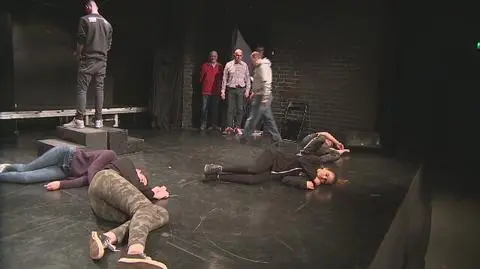 Homeless people share their life experience on stage in Sopot