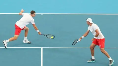 Kubot i Hurkacz otarli łzy po Paryżu. Polacy w drugiej rundzie turnieju w Stuttgarcie