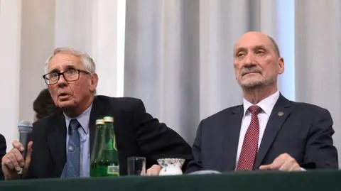Macierewicz: bardzo ważny był raport polskich archeologów