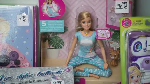 Medytująca lalka Barbie 