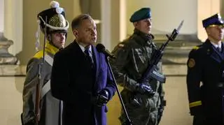 Andrzej Duda przemawia przed Belwederem z okazji Dnia Podchorążego 