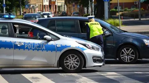Kierowcy próbują wygrać z czasem przed zmianą przepisów. "Będą sześciogodzinne maratony"
