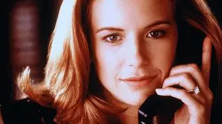 Kelly Preston (1987-1989)