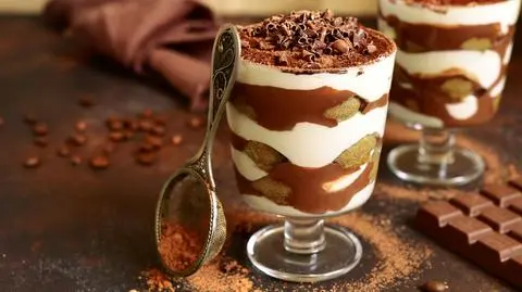TIRAMISU shutterstock_1070211521