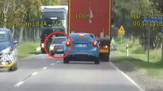 Wyprzedził tira w ostatniej chwili 