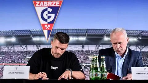Lukas Podolski złożył podpis pod umową. "Dotrzymuję słowa"