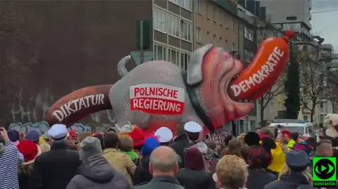 Karykatura polskiego rządu na karnawałowej paradzie w Niemczech