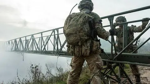Britain sending 140 engineers to Polish border with Belarus