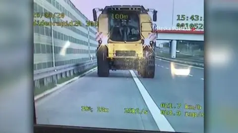 Kombajn na autostradzie w Częstochowie