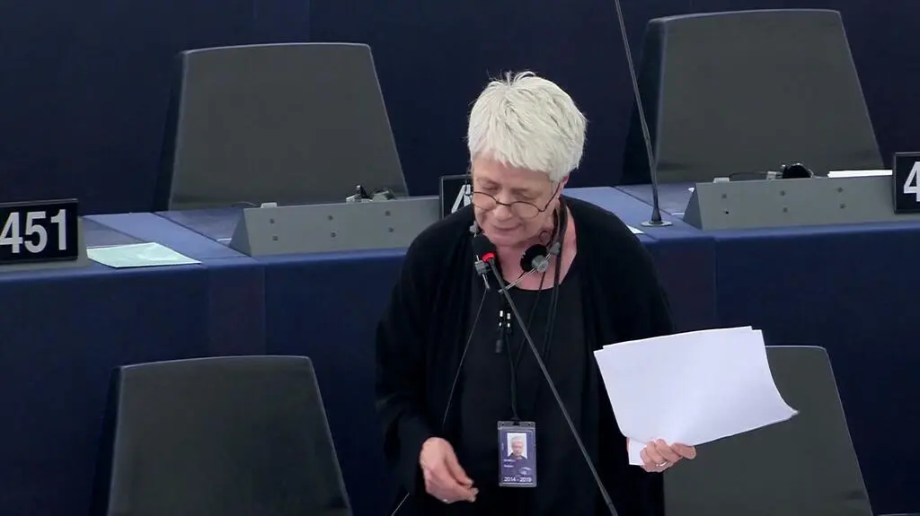 Spinelli: na krytykę zasługuje stosunek polskiego rządu do imigrantów i aborcji